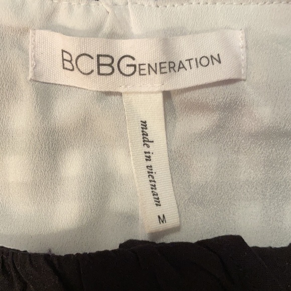 BCBGeneration Gingham Crop Top - Picture 3 of 4
